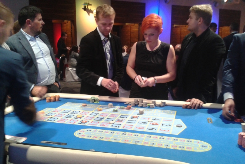 Casino night firemný večierok Interport 2016