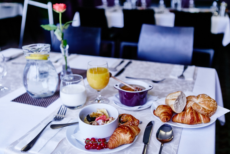 Breakfast time Breakfast time