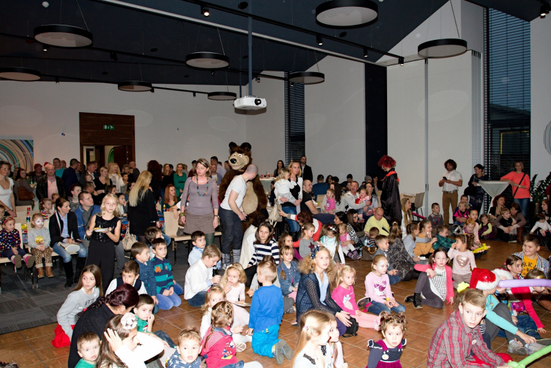 Children party december 2015 with Maša and bear Children party december 2015 with Maša and bear