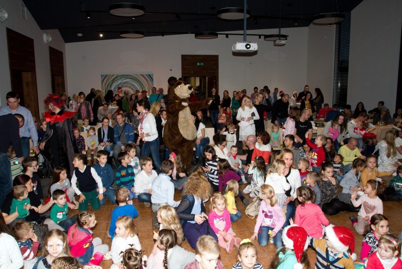 Children party december 2015 with Maša and bear Children party december 2015 with Maša and bear