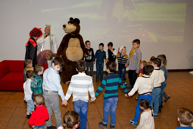 Children party december 2015 with Maša and bear Children party december 2015 with Maša and bear