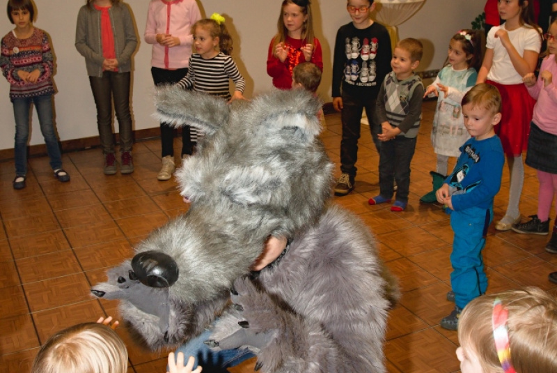 Children party december 2015 with Maša and bear Children party december 2015 with Maša and bear