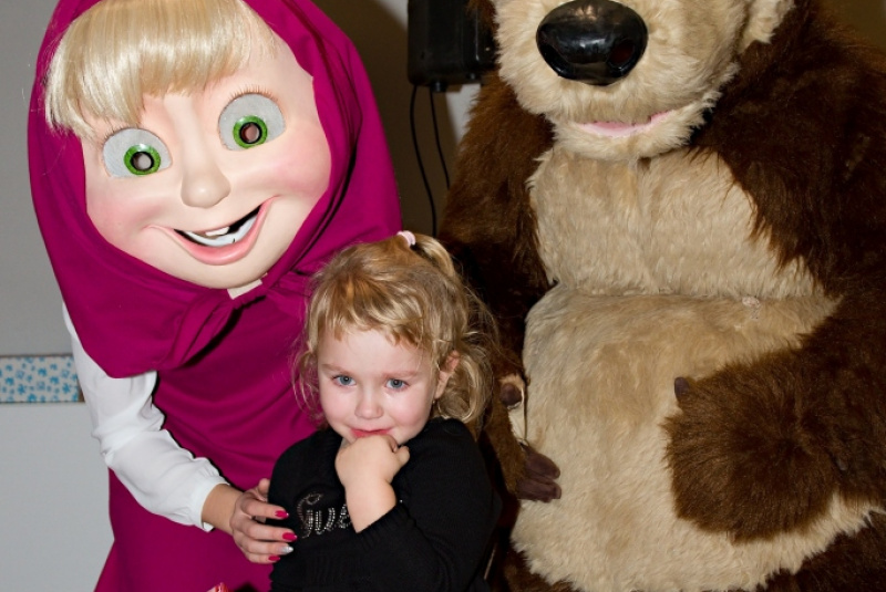 Children party december 2015 with Maša and bear