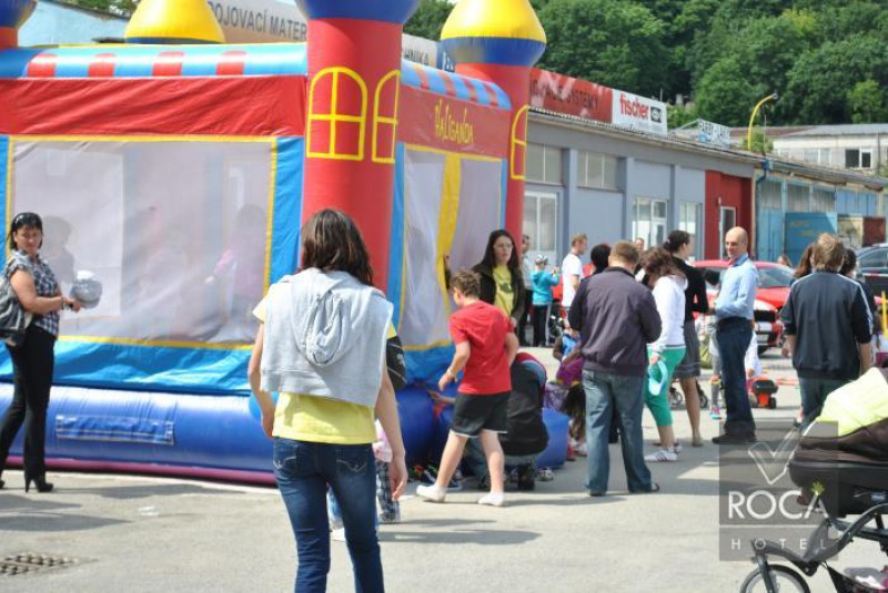 International Childrens Day 01/06/2013 International Childrens Day 01/06/2013