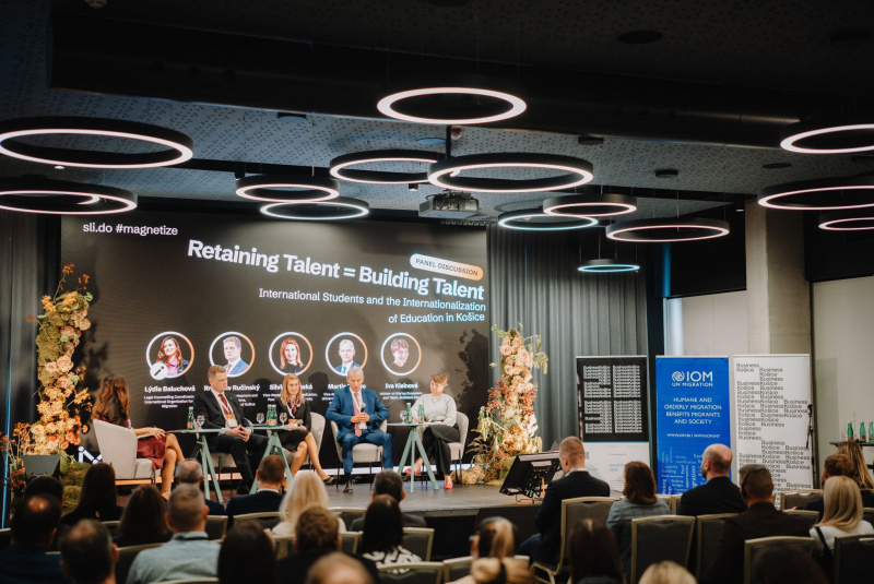 Kongresy / Kongresové centrum Roca - foto Kongresy / Kongresové centrum Roca - foto