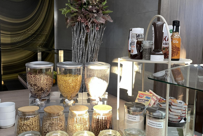 Reštaurácia / Reštaurácia Reštaurácia / Reštaurácia