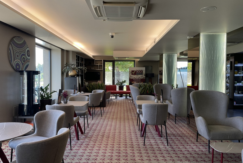 Lobby bar and Reception