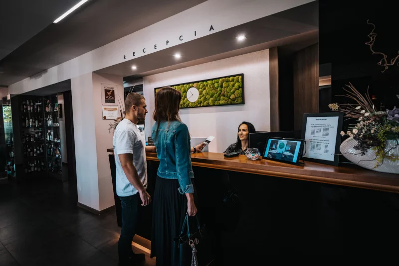 Lobby bar a recepcia