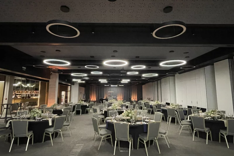 Večierky/Plesy / Večierky a plesy v Kongresovom centre Roca - foto
