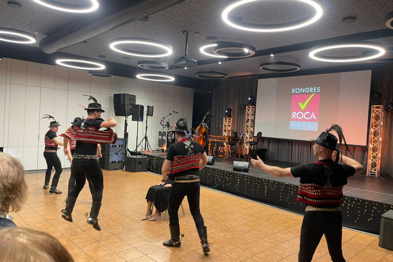 Večierky/Plesy / Večierky a plesy v Kongresovom centre Roca - foto