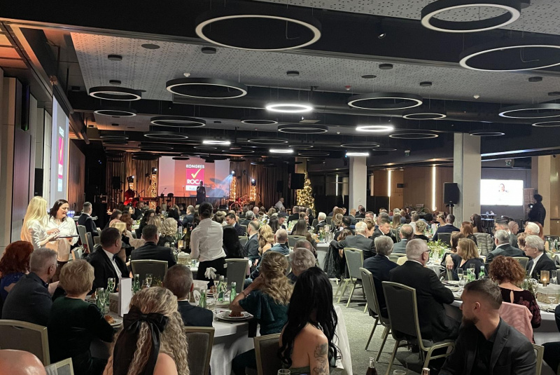 Večierky/Plesy / Večierky a plesy v Kongresovom centre Roca - foto