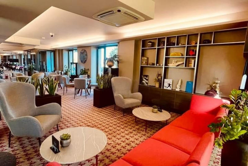 Lobby bar and Reception