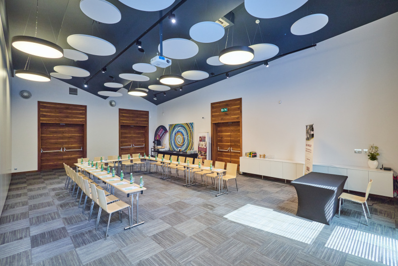 Konferencia / váš event