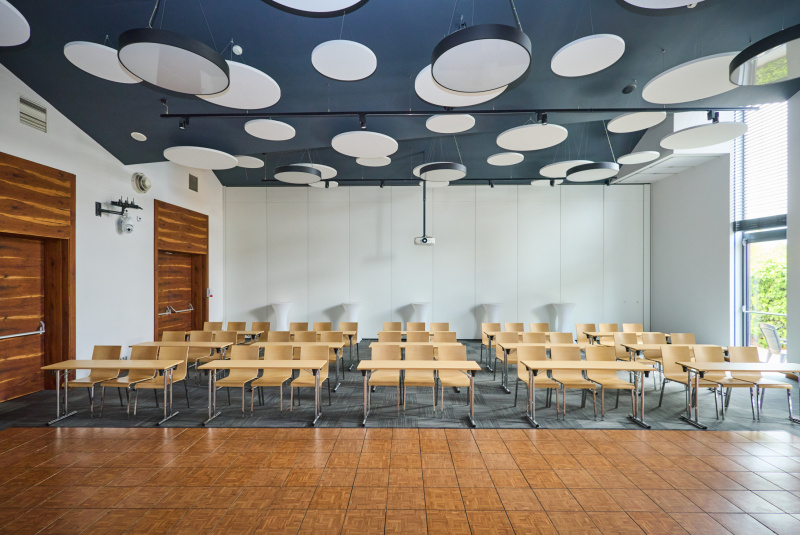 Konferencia / váš event