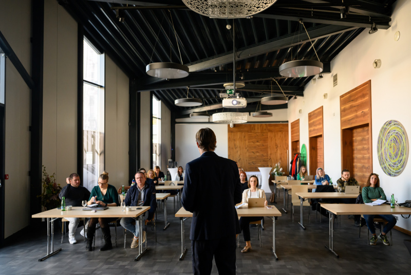 Kongresy a konferencie
