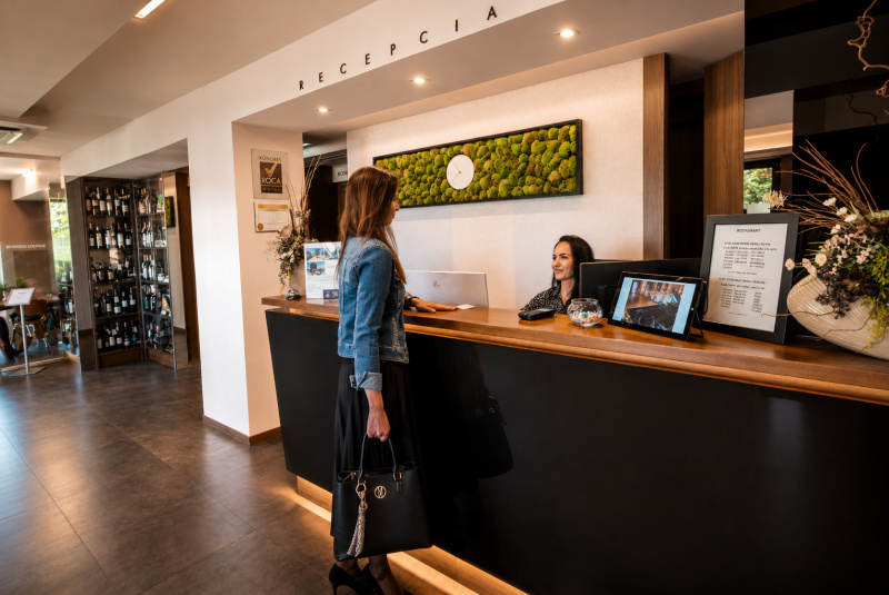 Lobby bar a recepcia Lobby bar a recepcia